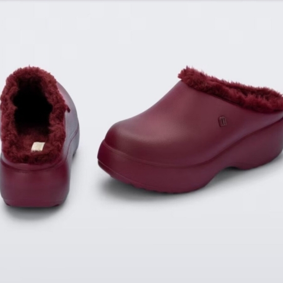 🔹️MELISSA🔹️ Melissa Free Fluffy Platform Clog Heels Burgandy for women - Picture 3 of 7